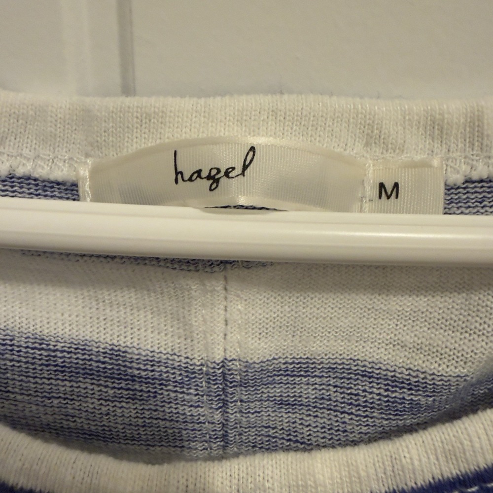Hazel Women's White Blue Stripe Tank Size Medium - Picture 3 of 6